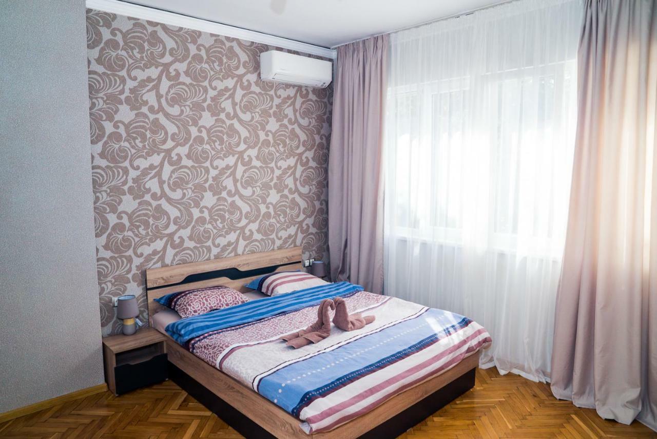 Sofia Central Luxury Apartment Exteriör bild